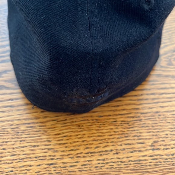 Black Notre Dame baseball hat. Top of the World - Picture 2 of 4